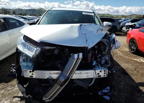 2017 Toyota Highlander Se z USA, uszkodzony, nr VIN 5TDJZRFH0HS455970